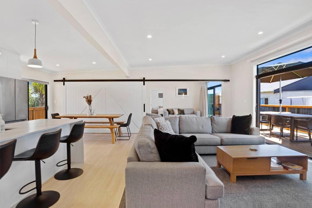 Leisure On Leo Villa Waihi Exterior photo